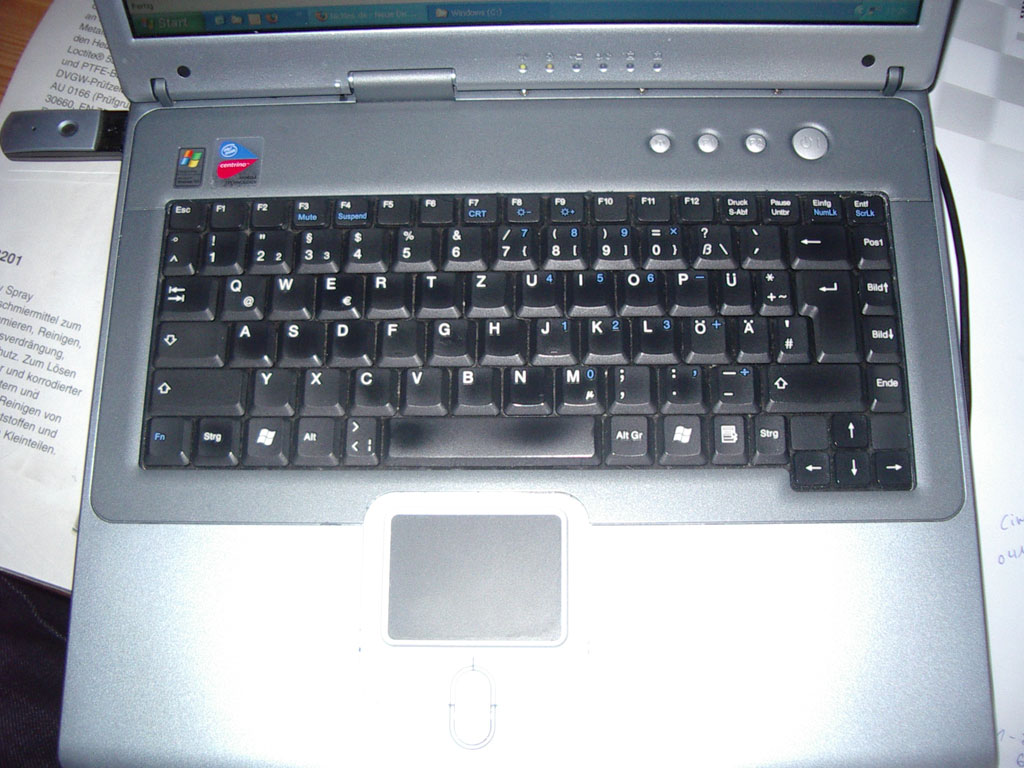 Tastaturausbau bei Laptop Medion MD41100